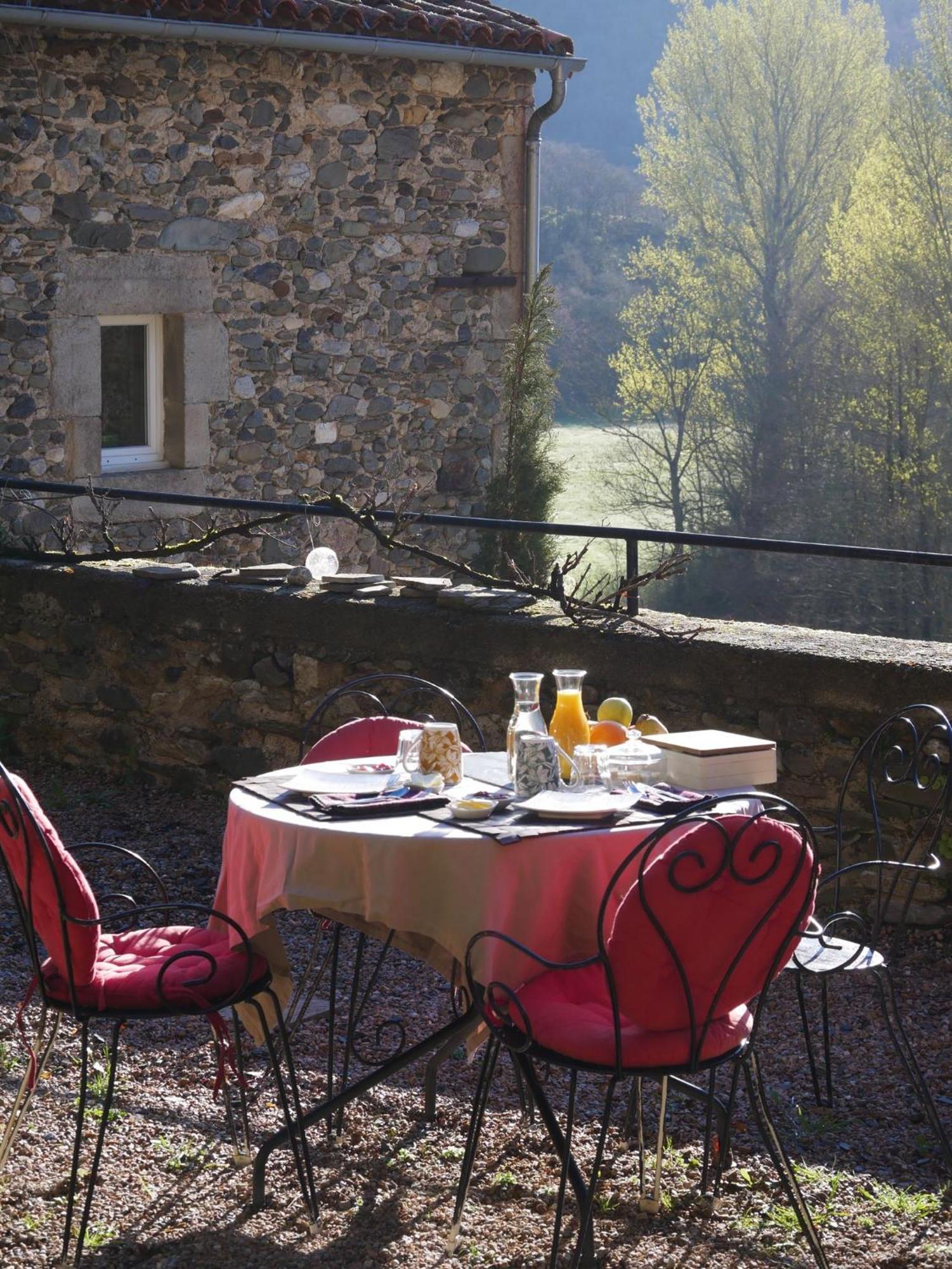 Les Jardins De Lumiere Bed and Breakfast Brusque Εξωτερικό φωτογραφία